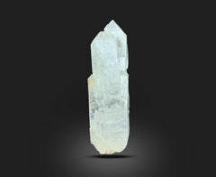 Clear Quartz Crystals from Pakistan – 602 g | 8 Pieces