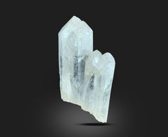 Clear Quartz Crystals from Pakistan – 602 g | 8 Pieces