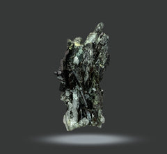 Natural Epidote Crystals from Pakistan