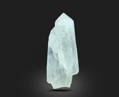 Clear Quartz Crystals from Pakistan – 602 g | 8 Pieces