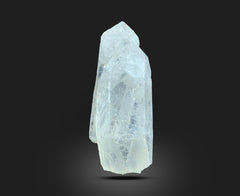 Clear Quartz Crystals from Pakistan – 602 g | 8 Pieces