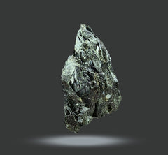 Natural Epidote Crystals from Pakistan