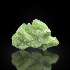 Green Tourmaline on Matrix with Quartz from Afghanistan – 63 g | 12 Pieces