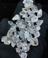 Petroleum Quartz Crystals from Pakistan – 148 g Mineral Lot