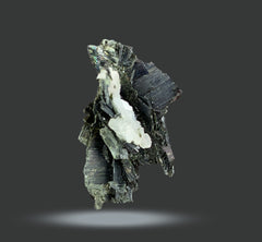 Natural Epidote Crystals from Pakistan
