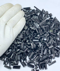 Black Tourmaline Crystals from Skardu Pakistan – 420 g Mineral Lot