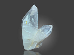 Clear Quartz Crystals from Skardu, Pakistan – 1461 g | 3 Pieces
