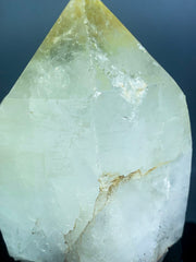 Citrine Quartz Crystal from Pakistan – 1,111 g