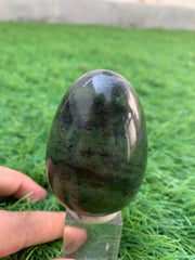Nephrite Jade Eggs from Pakistan – 1,783 g | 6 Pieces