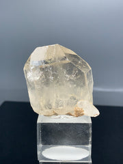 Citrine Quartz Specimen Lot from Pakistan – 913 g | 11 Pieces