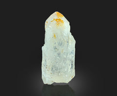 Clear Quartz Crystals from Pakistan – 602 g | 8 Pieces