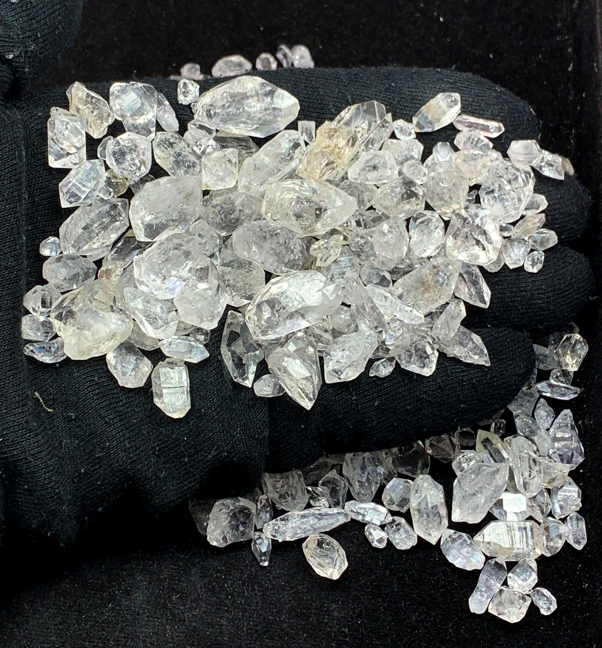 Diamond Quartz Crystals from Skardu, Pakistan – 218 g Mineral Lot