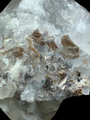 Clear Quartz with Muscovite Mica and Albite from Pakistan – 900 g