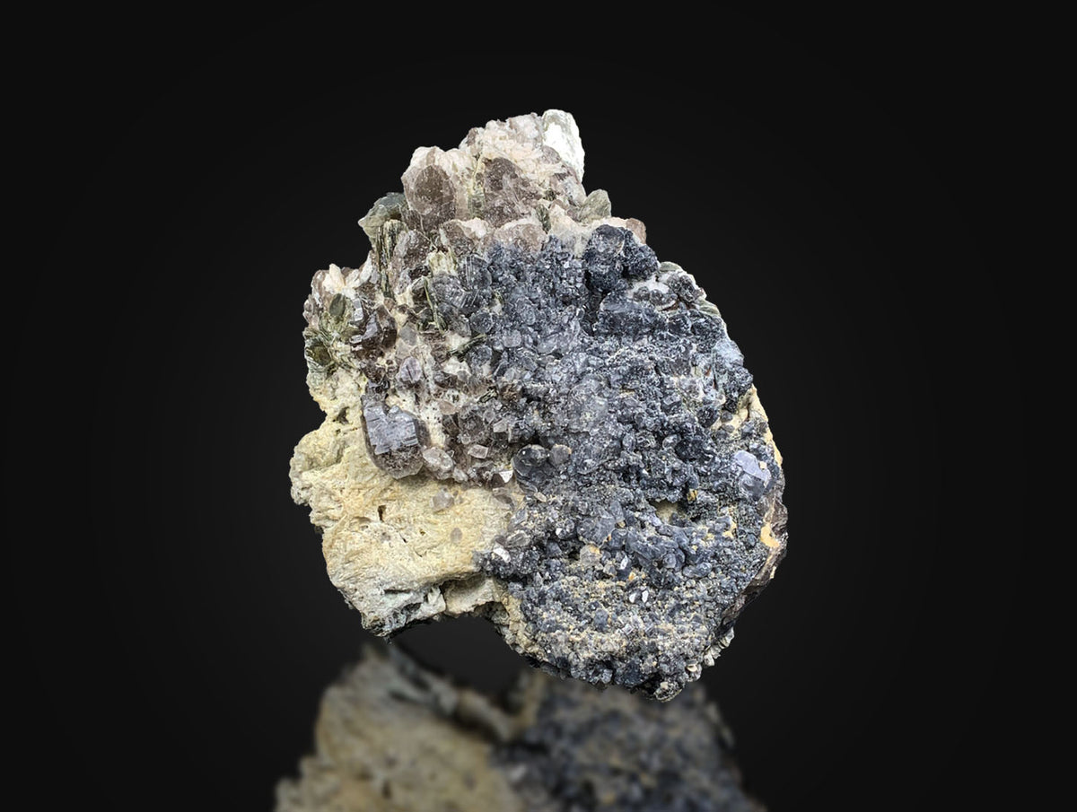 Blue Quartz Specimen from Afghanistan – 1012 g