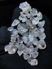 Petroleum Quartz Crystals from Pakistan – 148 g Mineral Lot