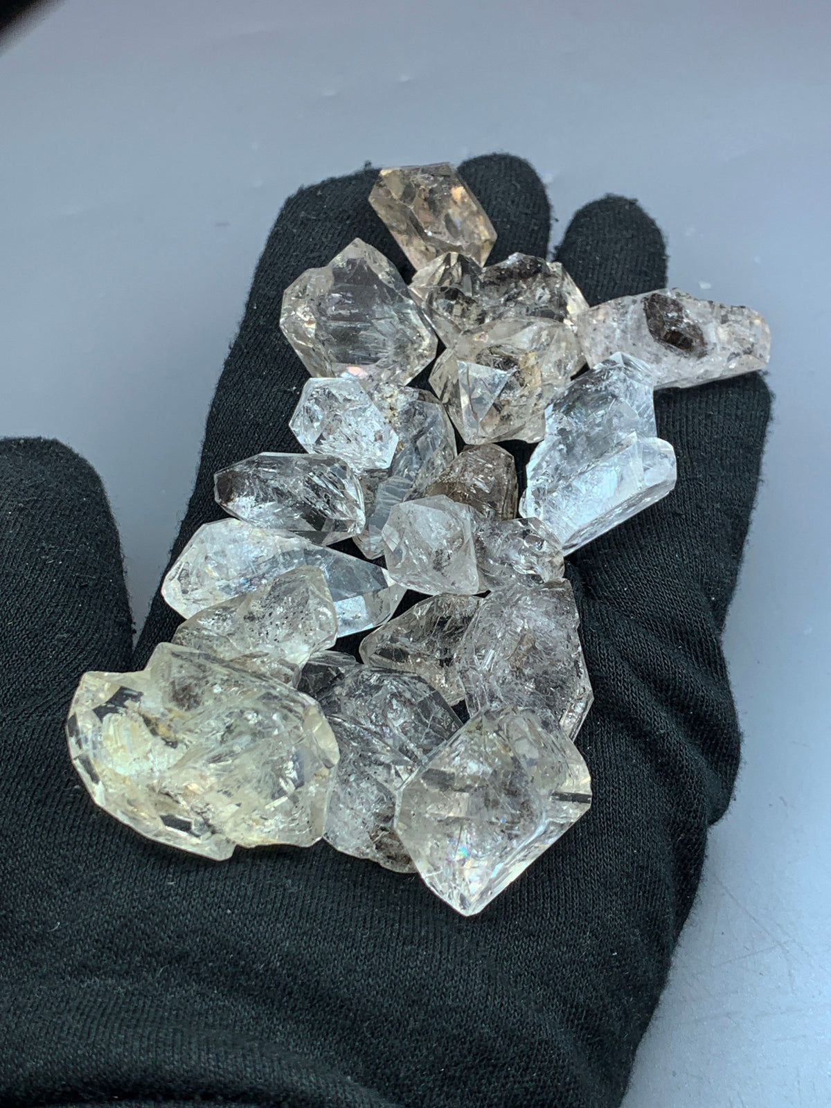 Petroleum Quartz & Diamond Quartz Crystals from Pakistan – 19 Piece Mineral Lot