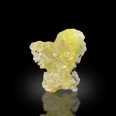 Yellow Brucite Crystals from Baluchistan, Pakistan – 184 g | 8 Pieces