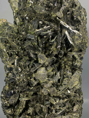 Epidote Specimen from Skardu, Pakistan – 1,015 g