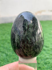 Nephrite Jade Eggs from Pakistan – 1,783 g | 6 Pieces