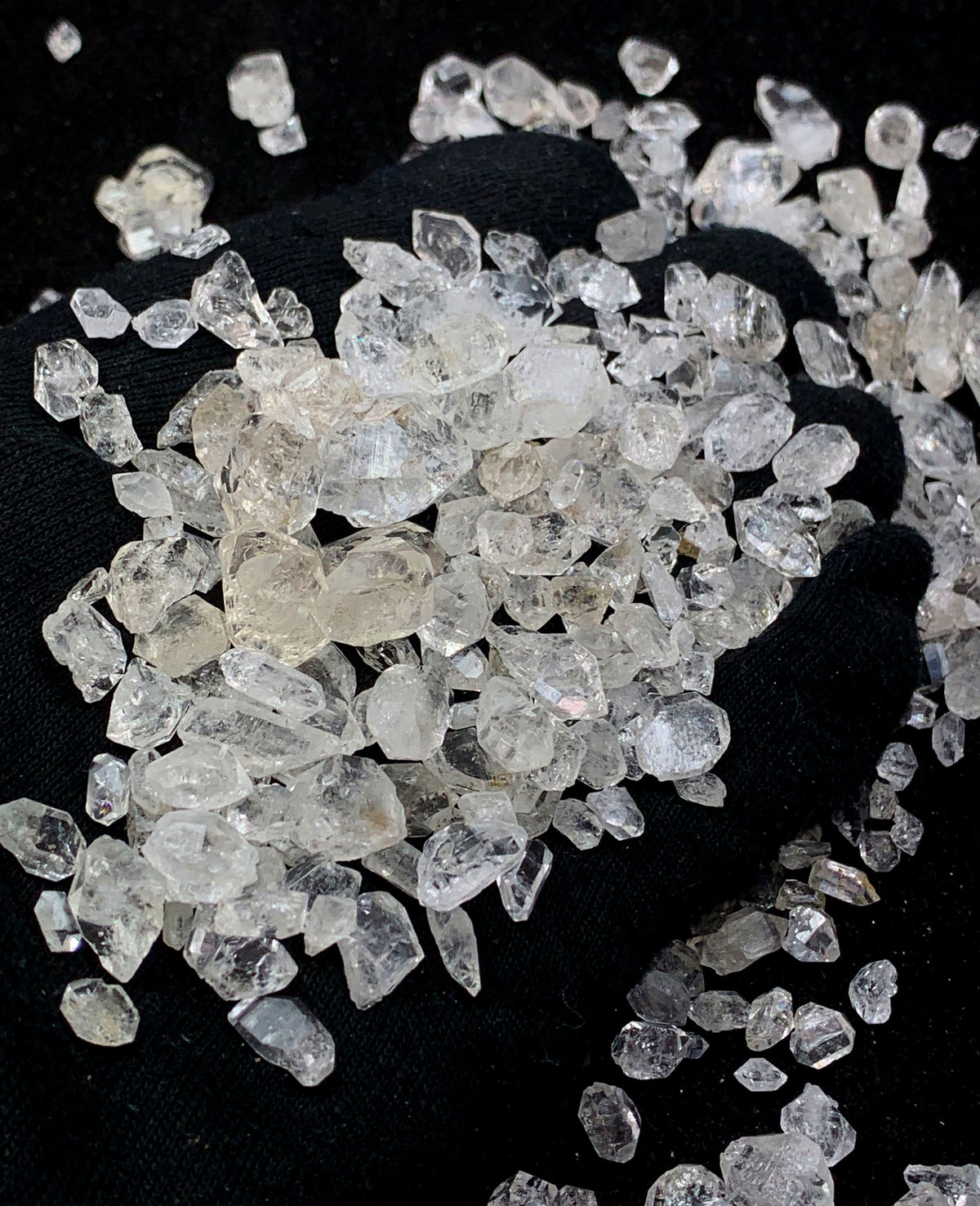 Diamond Quartz Crystals from Pakistan – 159 g Mineral Lot