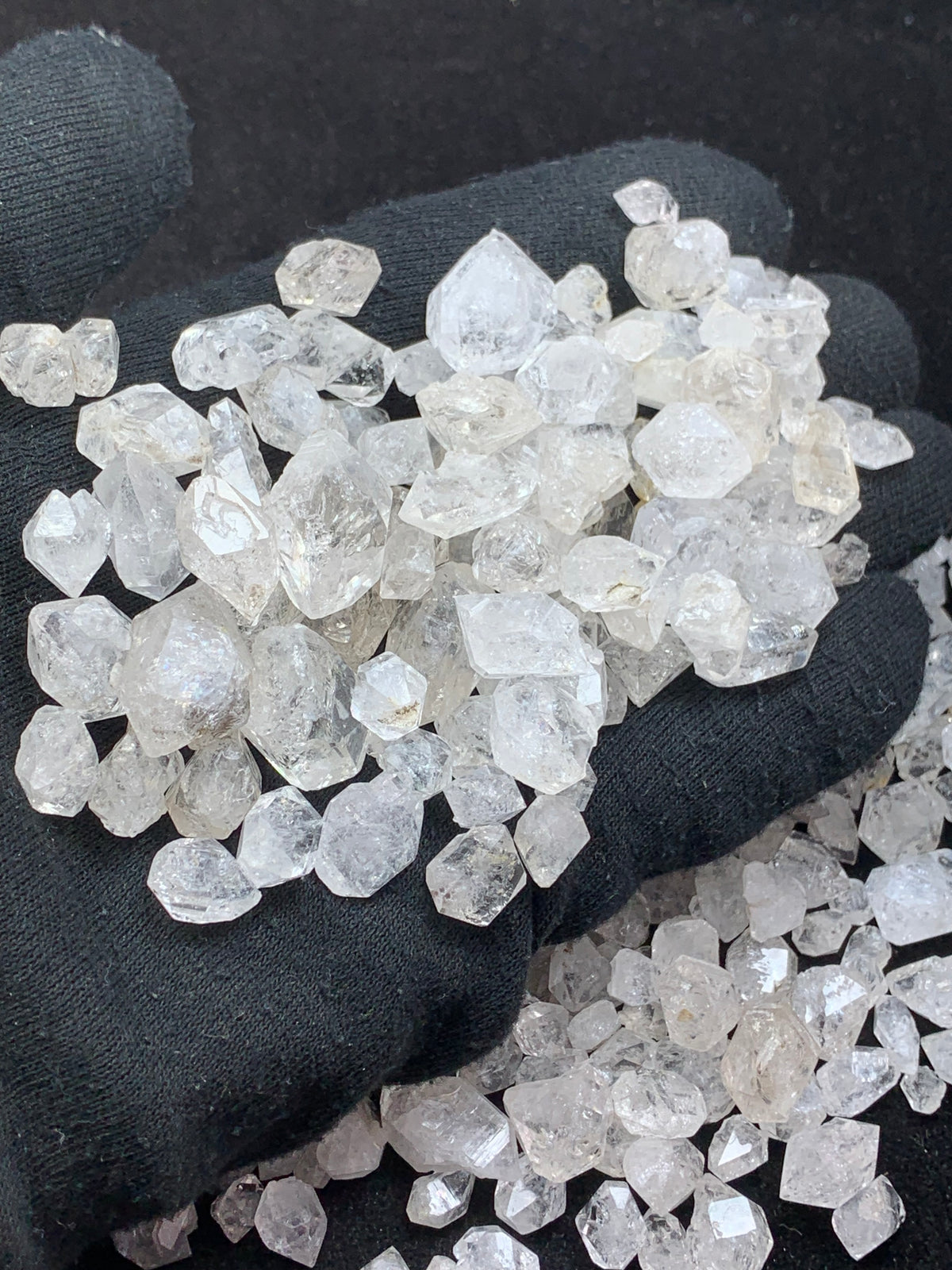 Diamond Quartz Crystals from Pakistan – 253 g Mineral Lot